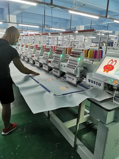 Monogram 8 Tốc độ cao Máy Thêu