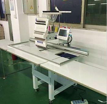 Máy vi tính Khu vực lớn Một đầu 15 Máy thêu 360 * 1200 Mm